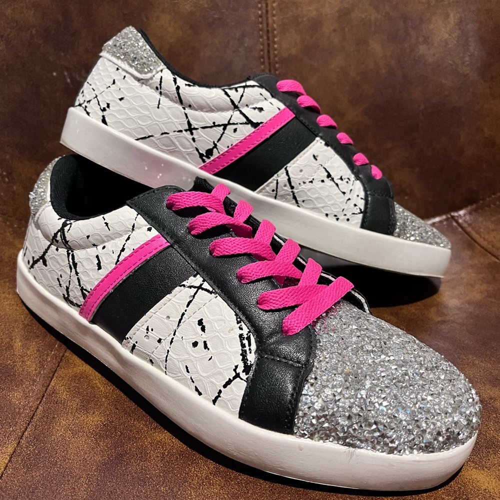 Diamond accent and bright pink size 9 sneakers